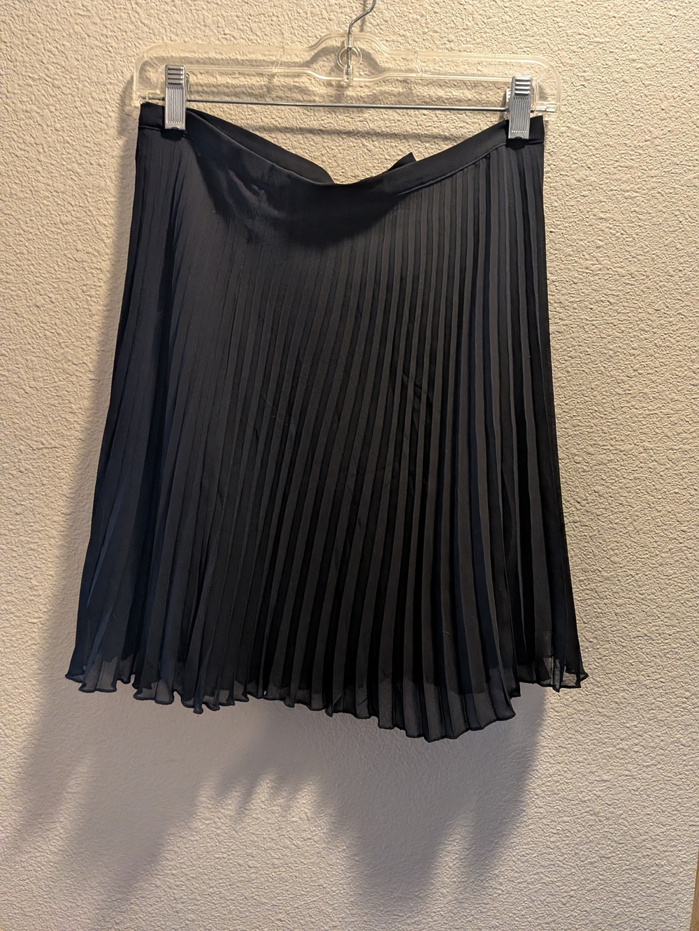 Garnet Hill Black Pleated Midi Skirt